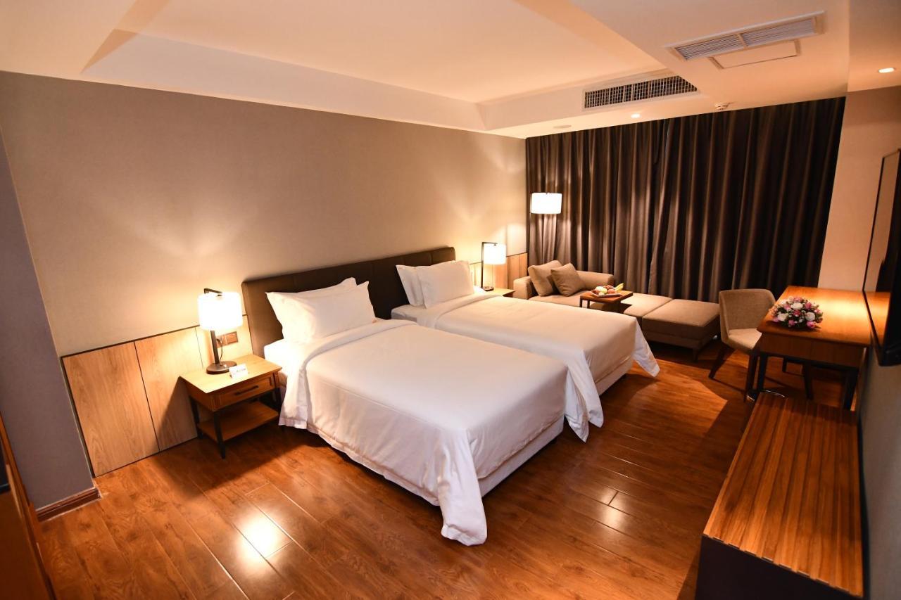 Prince Hotel Yangon Exterior photo